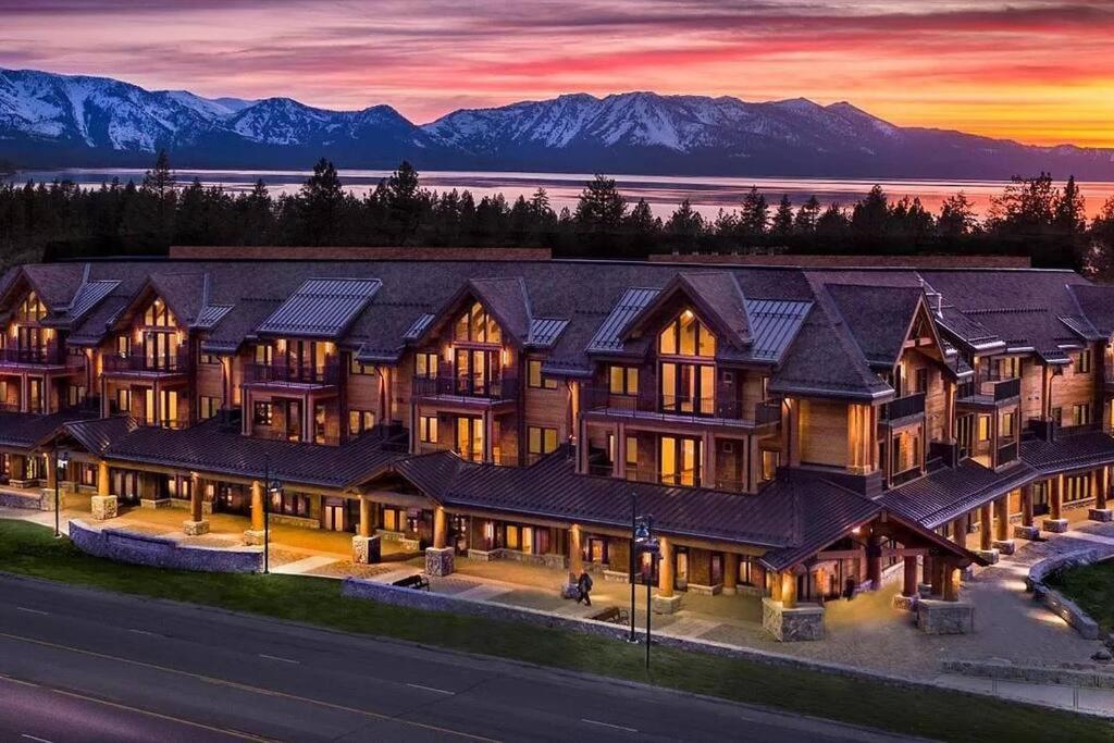 Ski In/Out - Zalanta - Great Location- 2 Hot Tubs - Heated Pool 南太浩湖 外观 照片